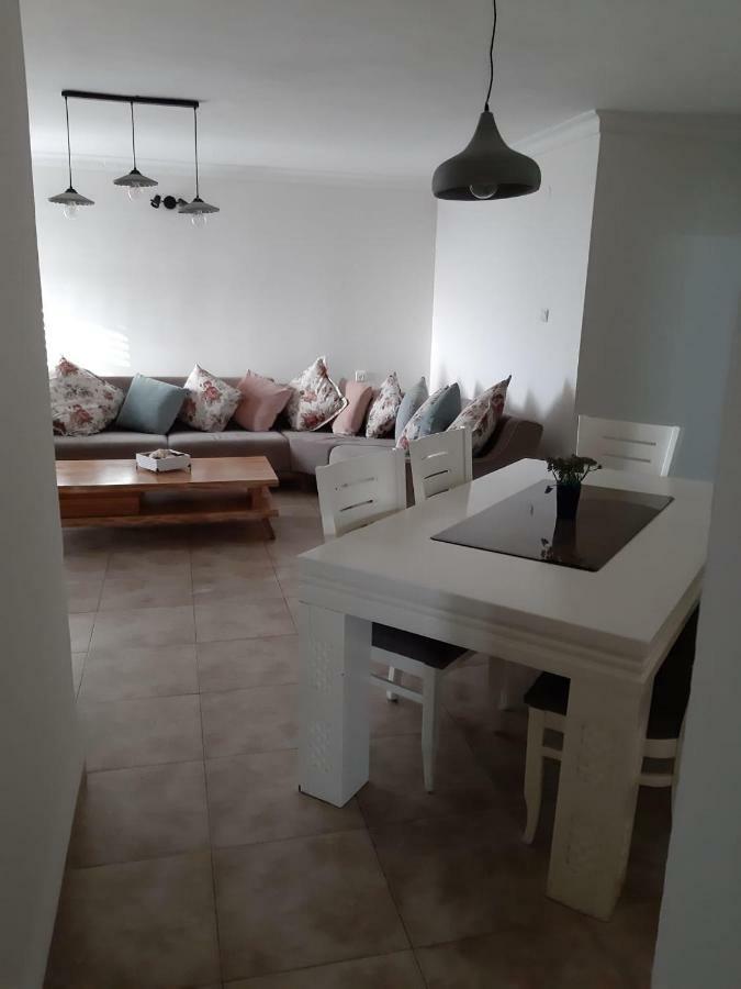 Spacious Apt. W/ Seaview, Fireplace & Netflix Akko Exteriér fotografie