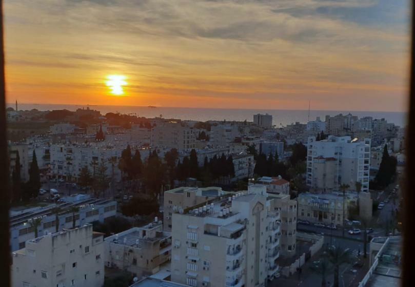 Spacious Apt. W/ Seaview, Fireplace & Netflix Akko Exteriér fotografie